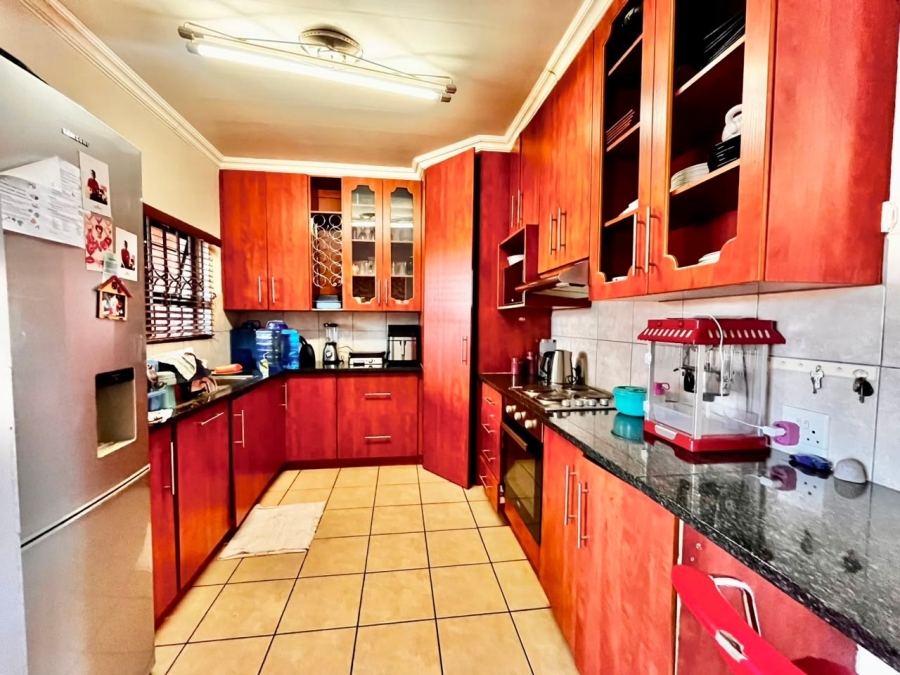 3 Bedroom Property for Sale in Waterval East North West